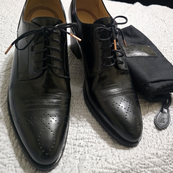 THE OFFICE OF ANGELA SCOTT Miss Button Derby In Black (size 42) - Picture 4 of 13